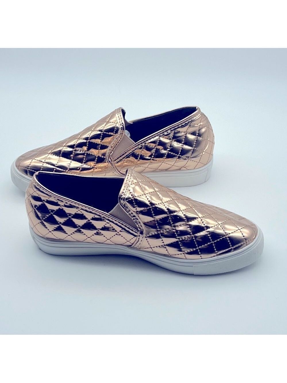 Rose Gold Slip On Sneakers Size 39 Brand Unknown Excellent Condition - Picture 5 of 9